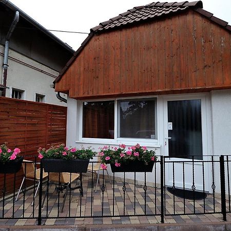 Luca Apartman Balatonlelle Exterior foto